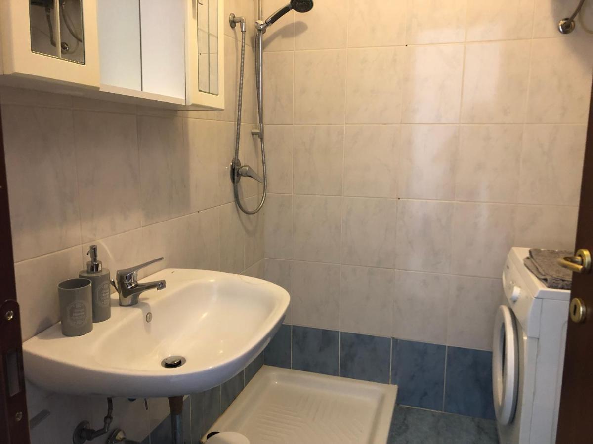 Apartmán Nido In Sarpi Milán Exteriér fotografie