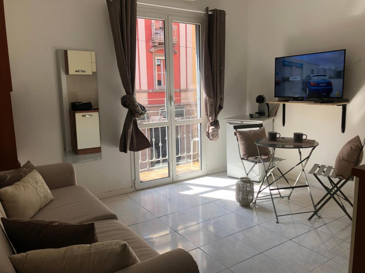 Apartmán Nido In Sarpi Milán Exteriér fotografie